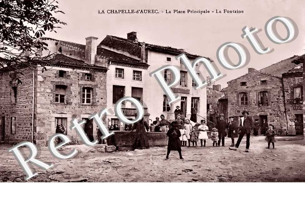la place principale. La fontaine