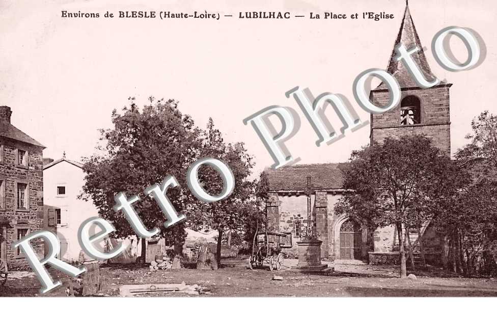 la place et l&#039;église
