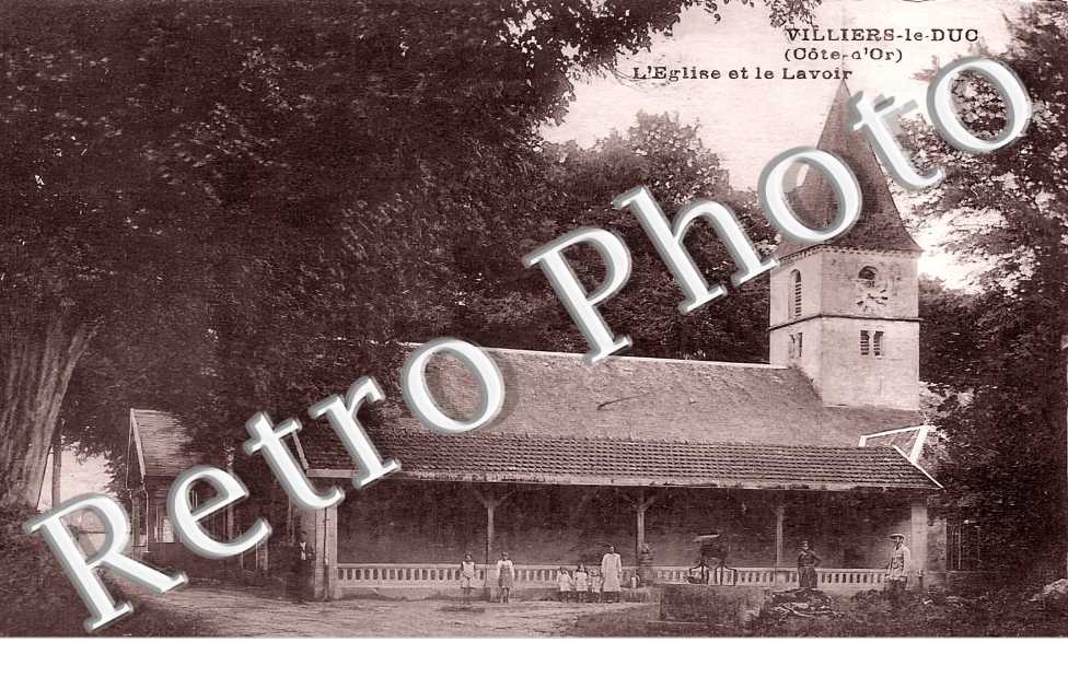 l'église et le lavoir