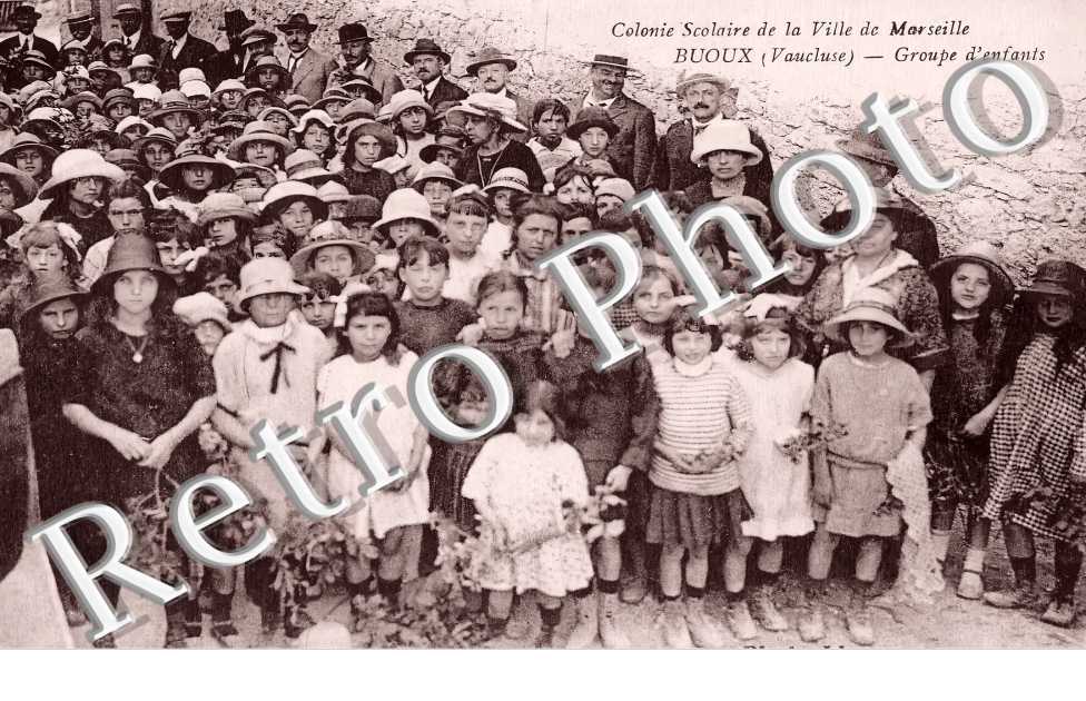 Colonie scolaire de la ville de Marseille. Groupe d'enfants