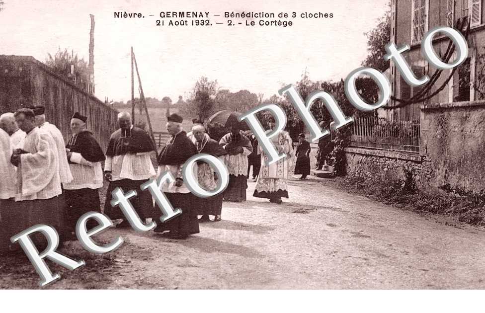 bénédiction de 3 cloches 21 août 1932. Le cortège