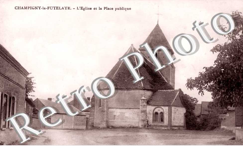 l&#039;église et la place publique