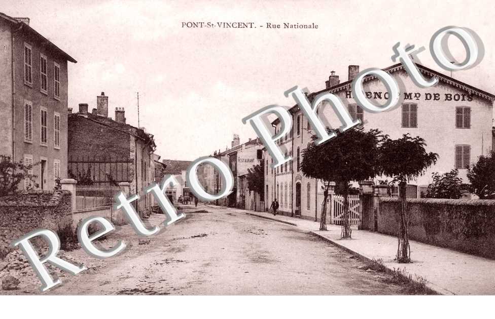 Rue Nationale.