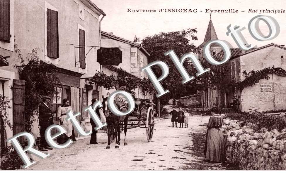 Eyrenville. Rue principale