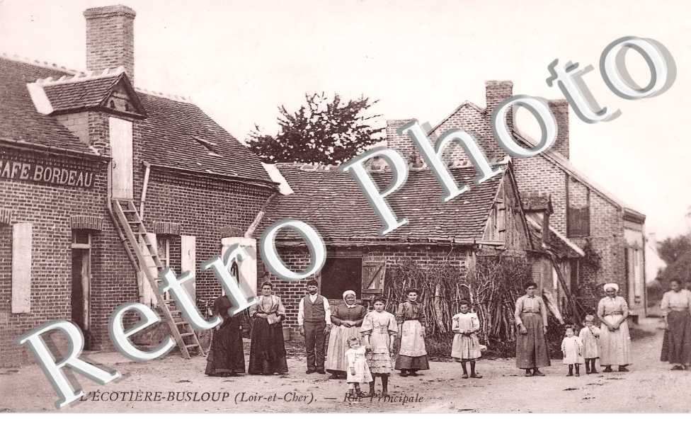 L&#039;Ecotiere-Busloup. Rue principale
