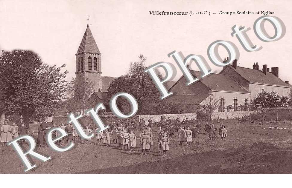 Groupe scolaire et église