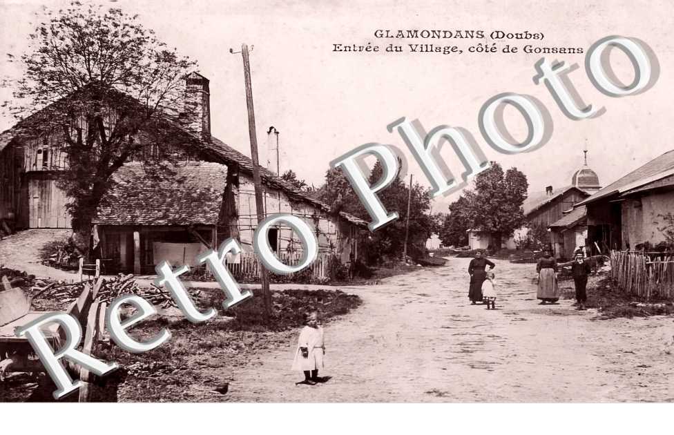 entrée du village, côté de Gonsans