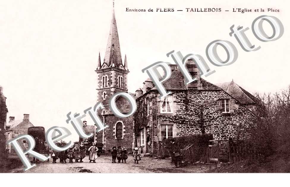 l&#039;église et la place