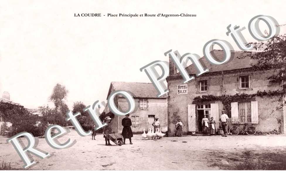 place principale et route d&#039;Argenton-Château