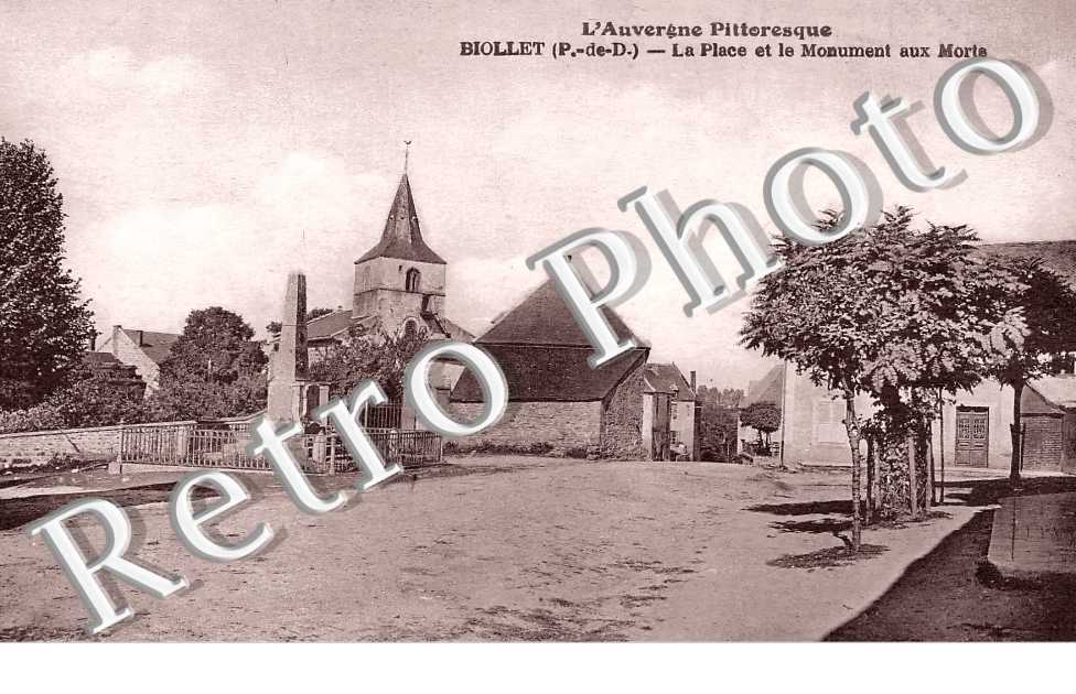 la place et le monument aux morts