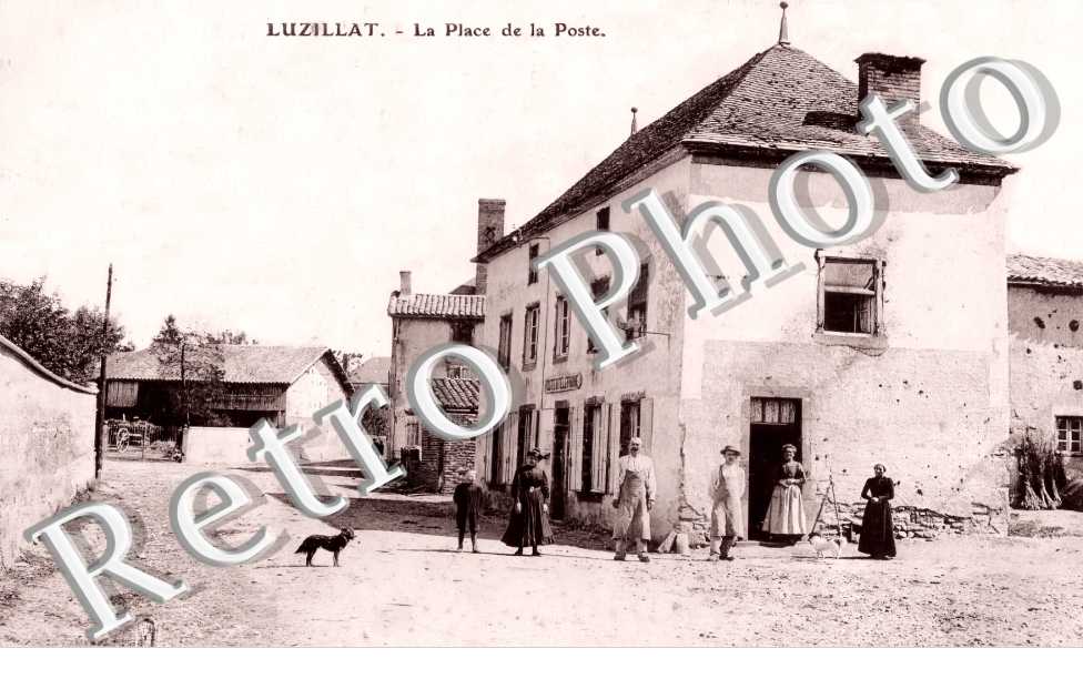 la place de la Poste