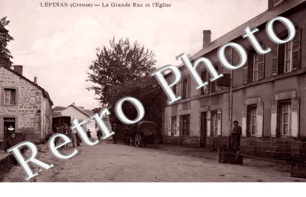 la grande rue et l'église