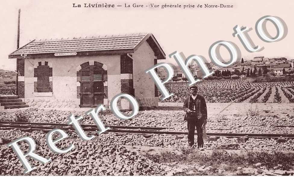 la gare. Vue générale prise de Notre-Dame