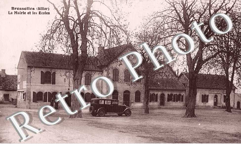 la mairie et les écoles