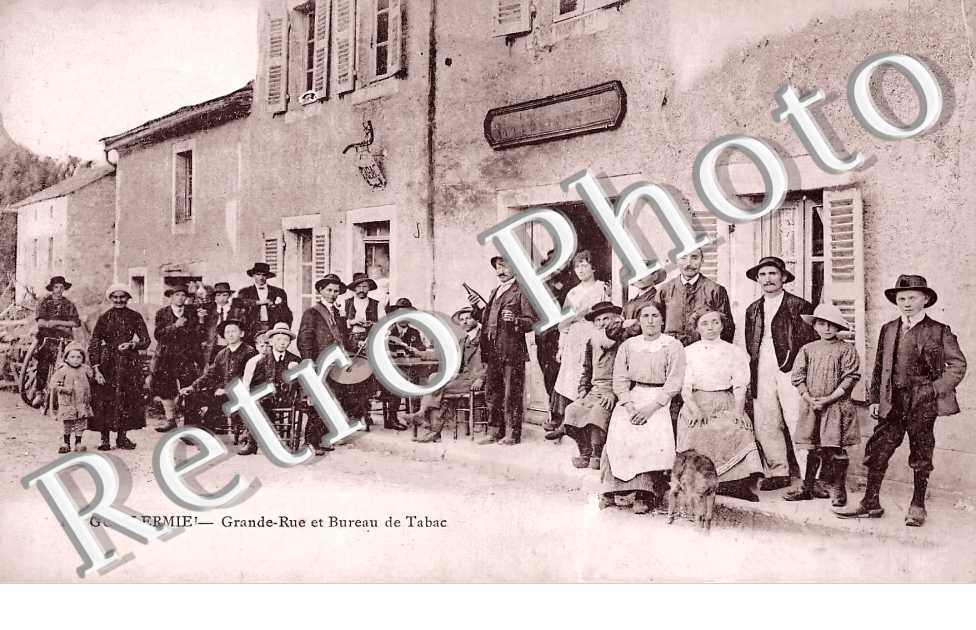 grande rue et bureau de tabac