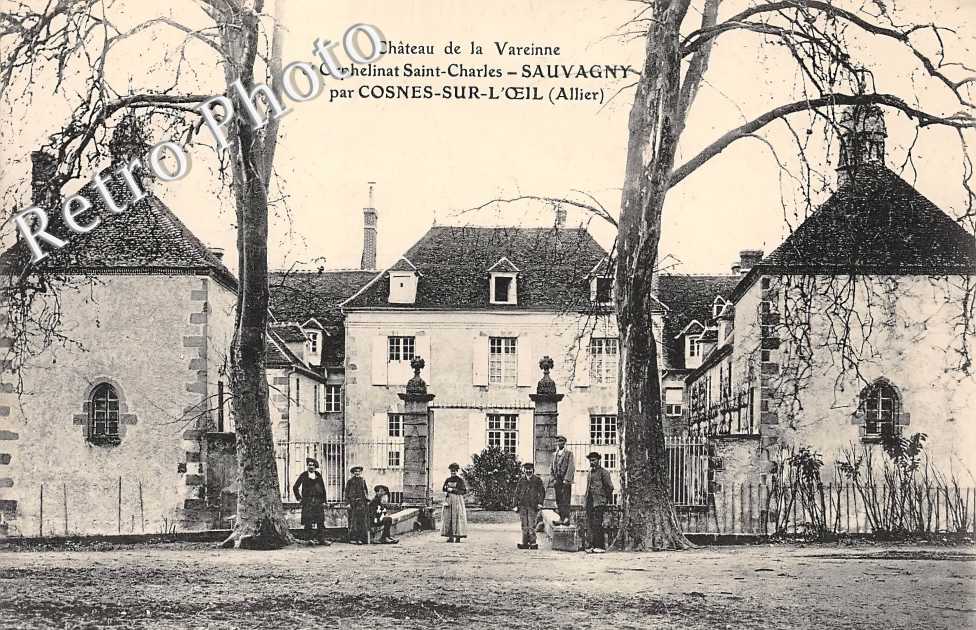 Château de la Vareinne et Orphelinat Saint-Charles