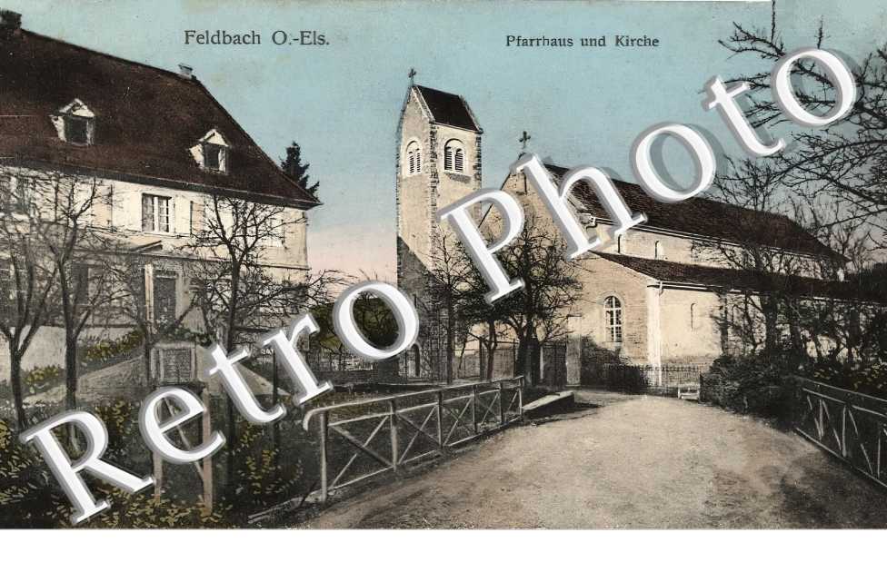 Pfarrhaus und Kirche