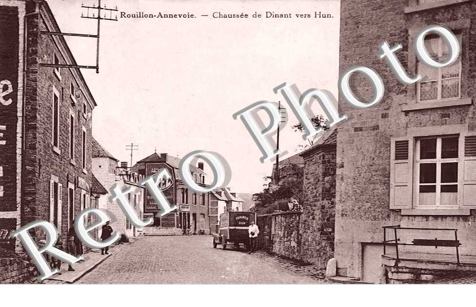 Rouillon. Chaussée de Dinant vers Hun