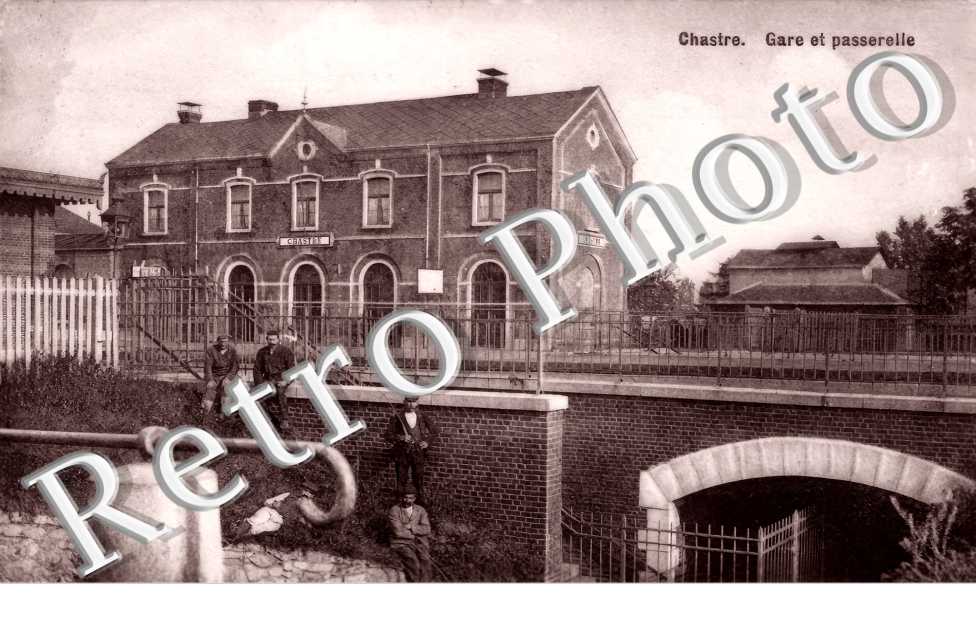 Gare et passerelle
