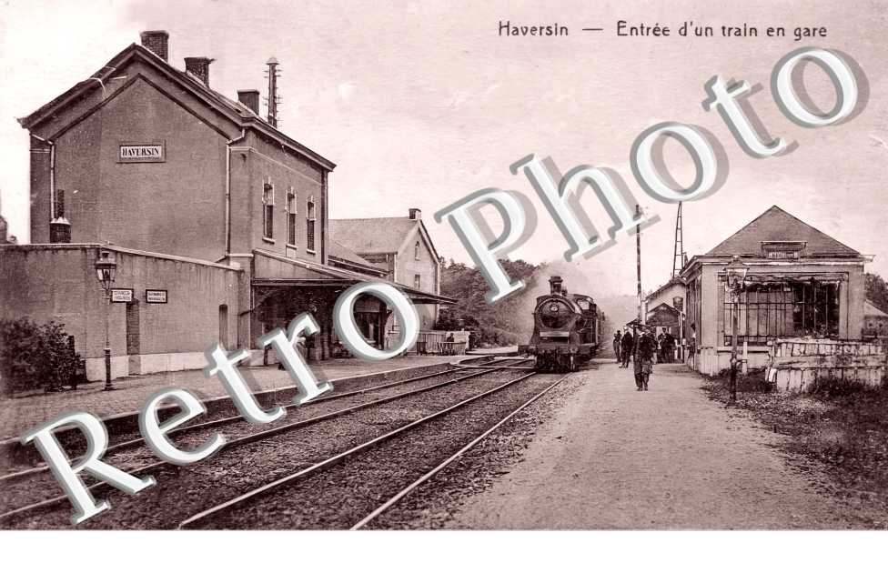 entrée d&#039;un train en gare