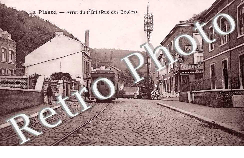 arrêt du Tram Rue des écoles