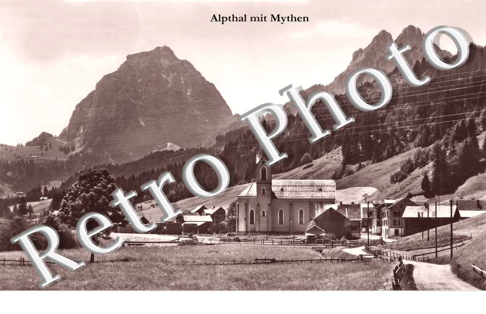 Alpthal mit Mythen