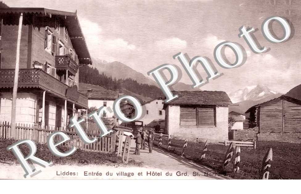 entrée du village et hôtel du Grand Saint Bernard