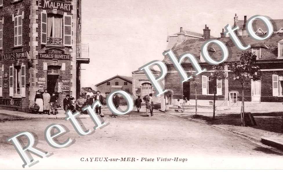 Place Victor Hugo. Tabacs