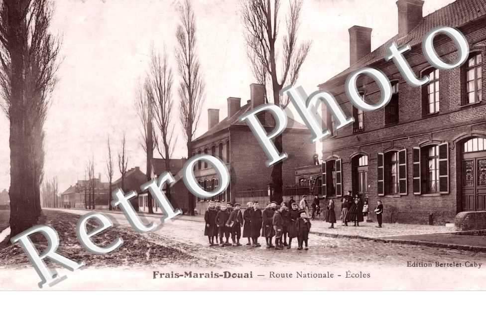 FRAIS-MARAIS-DOUAI. Route nationale. Ecoles