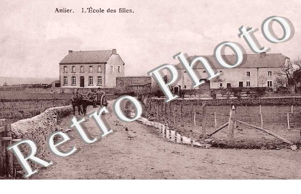Anlier. L'école des filles