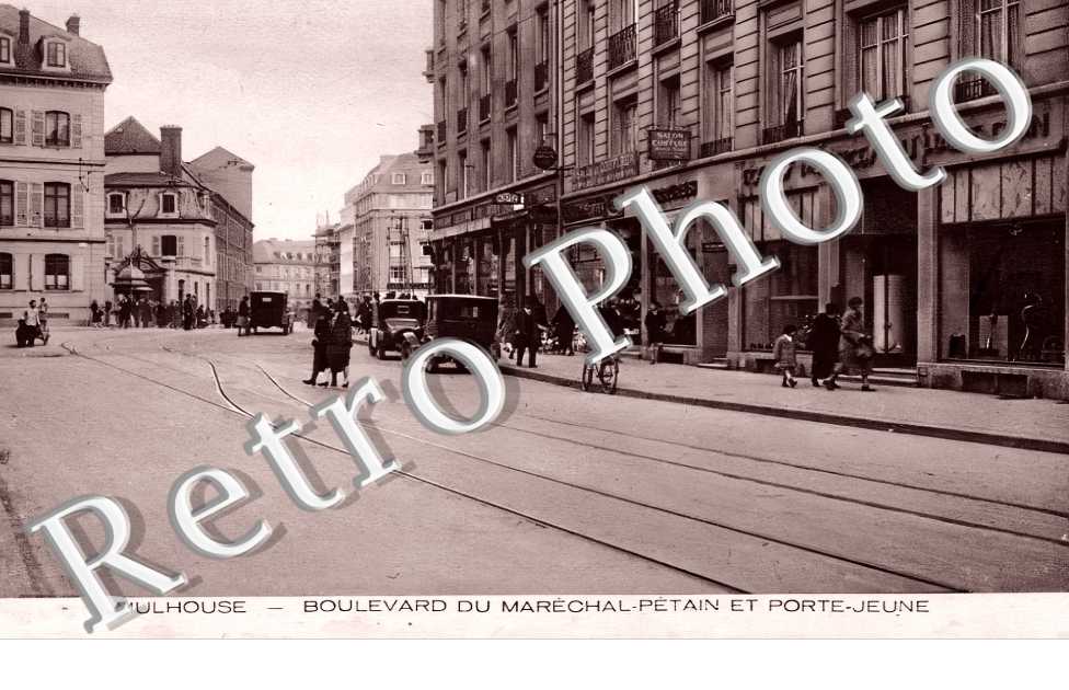 Boulevard du Maréchal Pétain et Porte Jeune