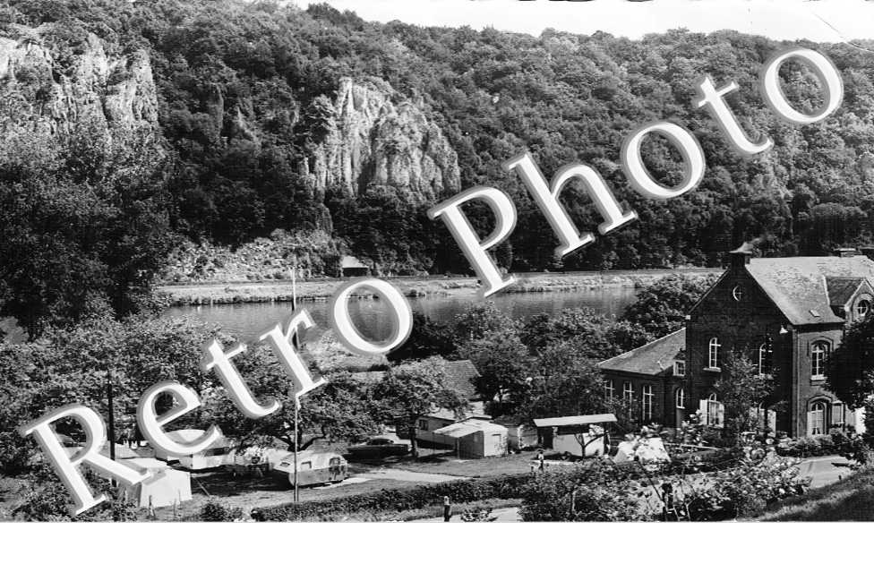 Lives sur Meuse. Une vue du Camping