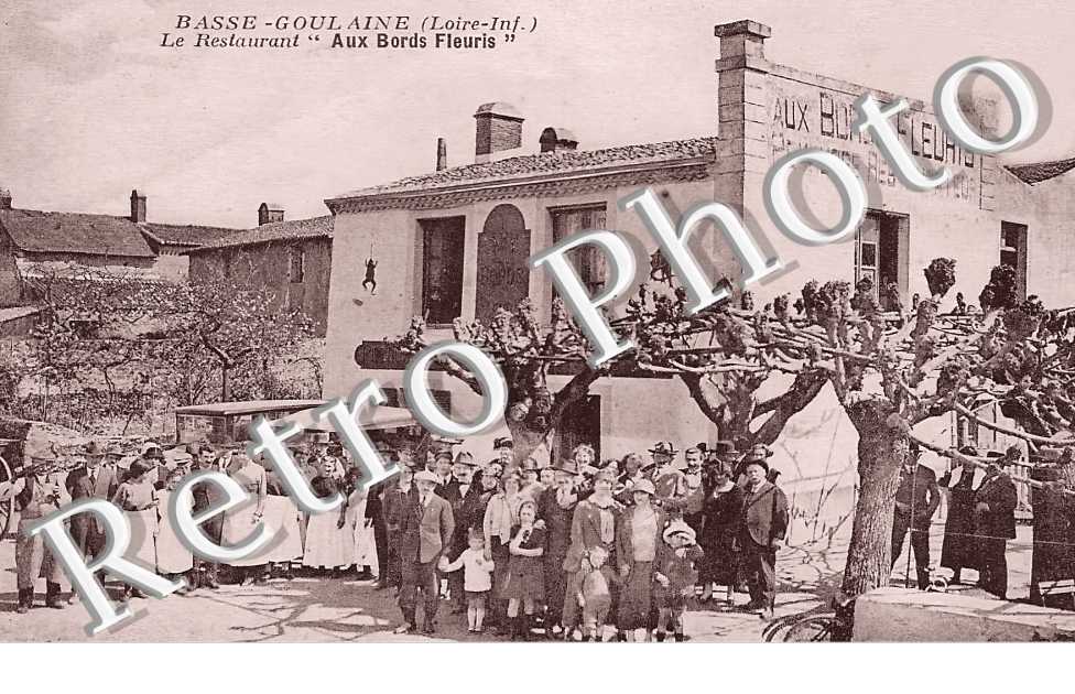 Le Restaurant "Aux Bords Fleuris "