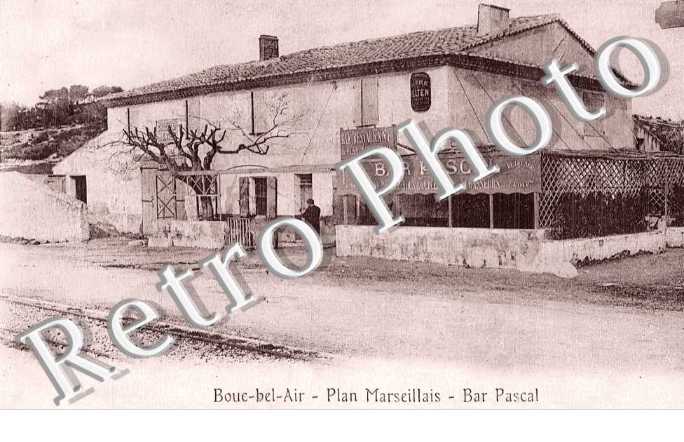 Plan Marseillais. Bar Pascal