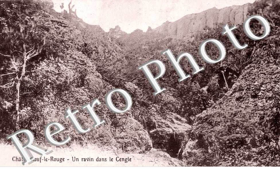 un ravin dans le Cengle