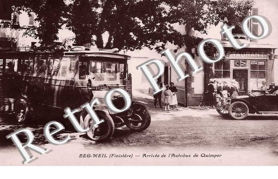 Beg-Meil. Arrivée de l'Autobus de Quimper
