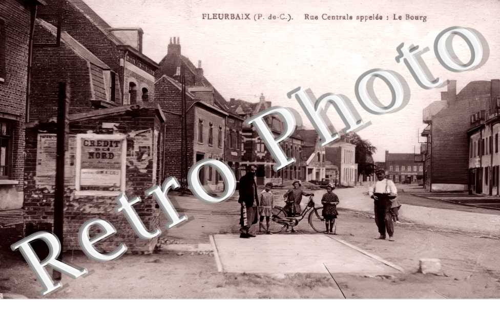 rue centrale appelée : Le Bourg