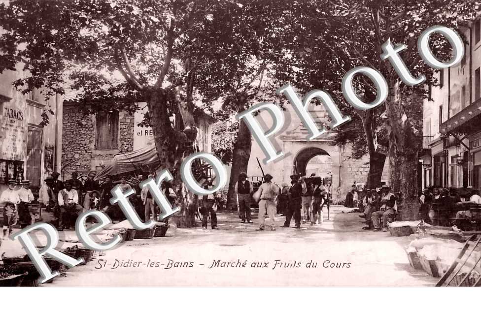 marché aux fruits du cours