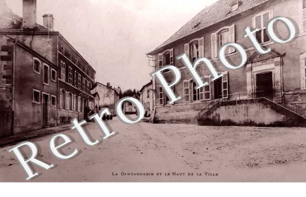 la gendarmerie et le Haut de la ville