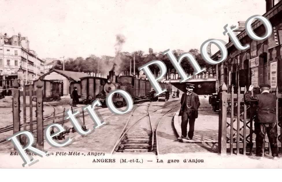 la gare d'Anjou