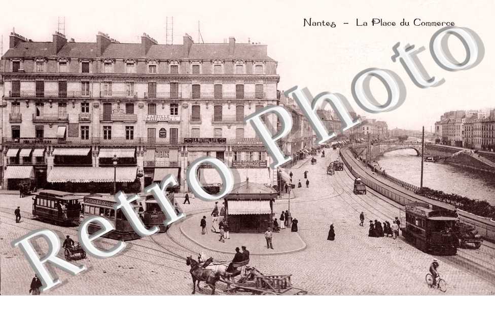 LA PLACE DU COMMERCE