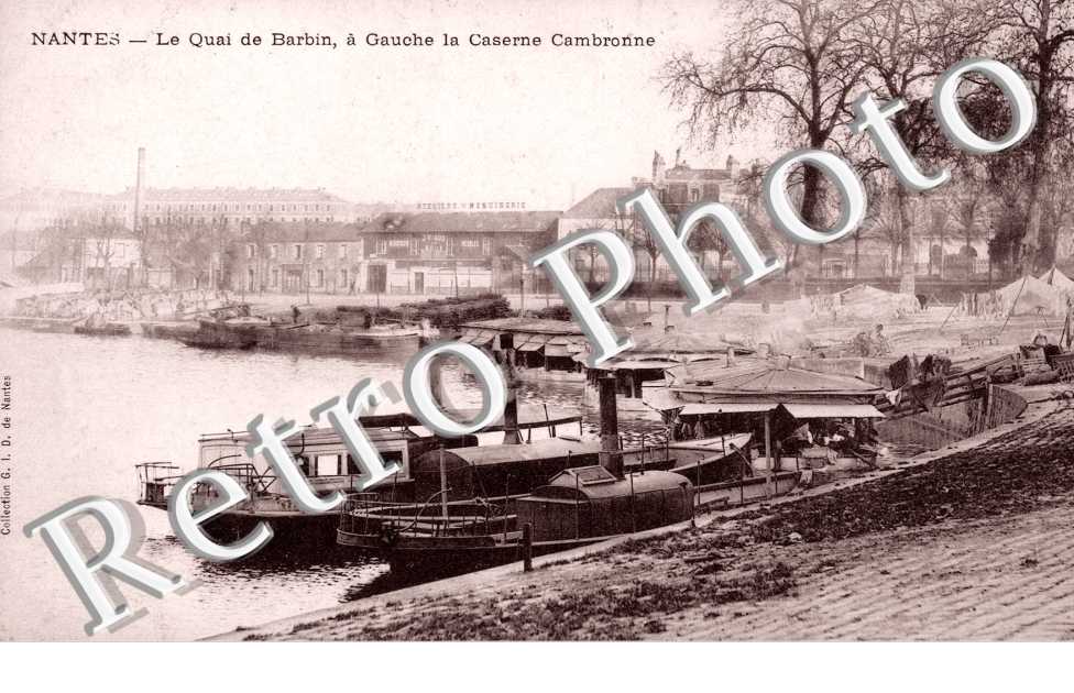 le quai barbin, a gauche la caserne cambronne