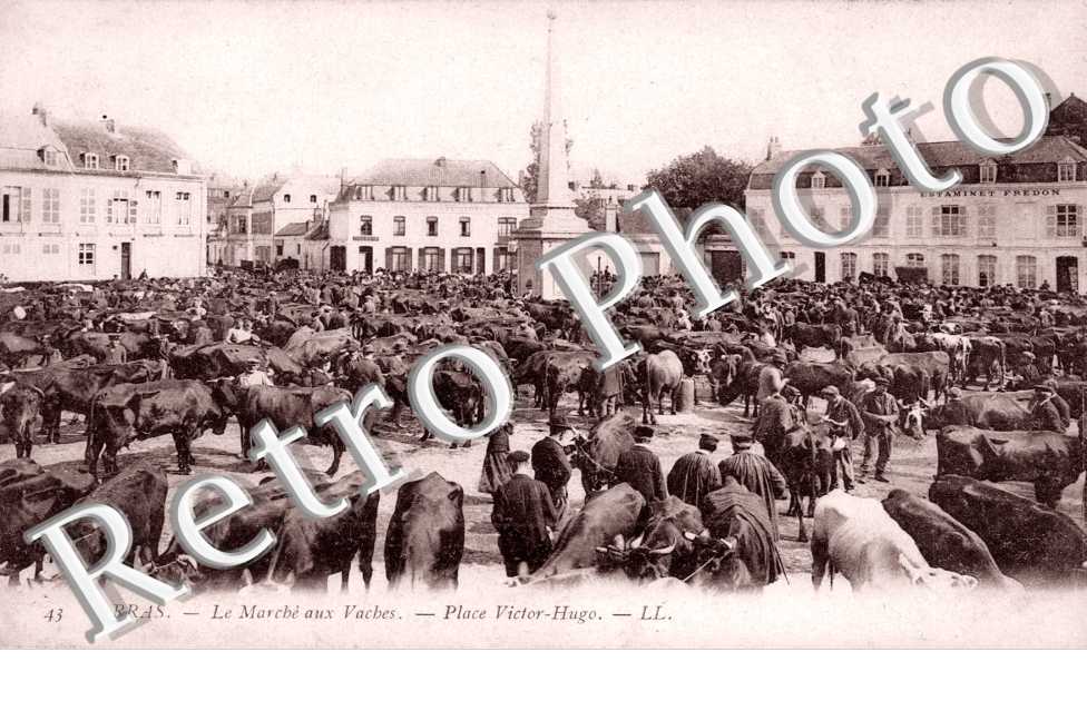 la Place Victor-Hugo