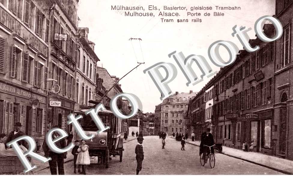 Porte de Bâle. Tram sans rails.