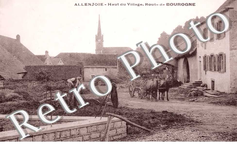 Haut du Village, route de Bourogne
