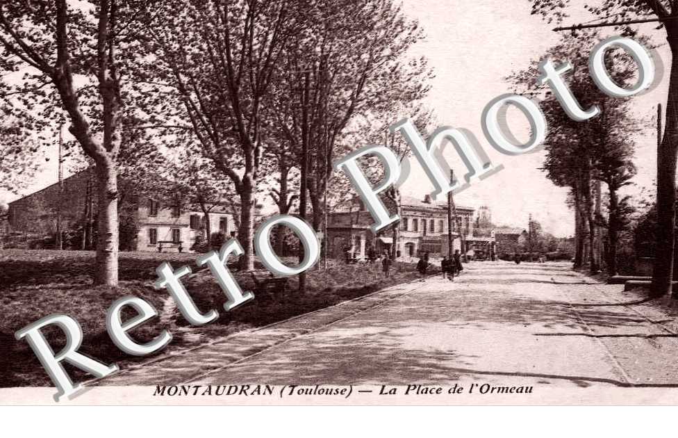 MONTAUDRAN. La Place de l&#039;Ormeau