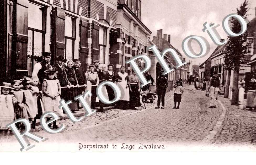 Dorpstraat te Lage Zwaluwe