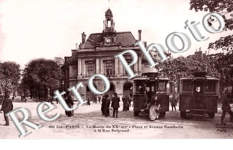 la mairie du XXeme. Place et avenue Gambetta à la rue Belgrand