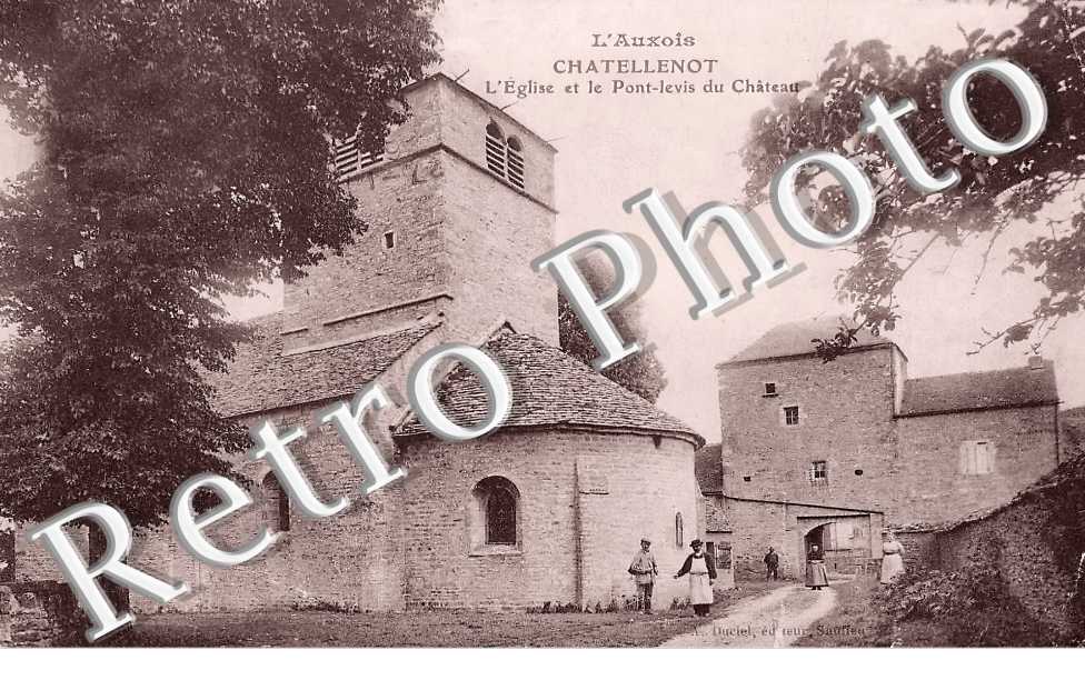 l'église et le Pont-levis du château