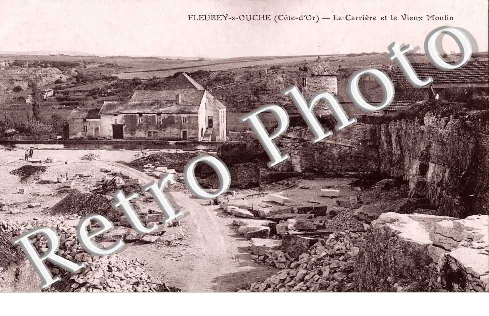 la carrière et le vieux moulin